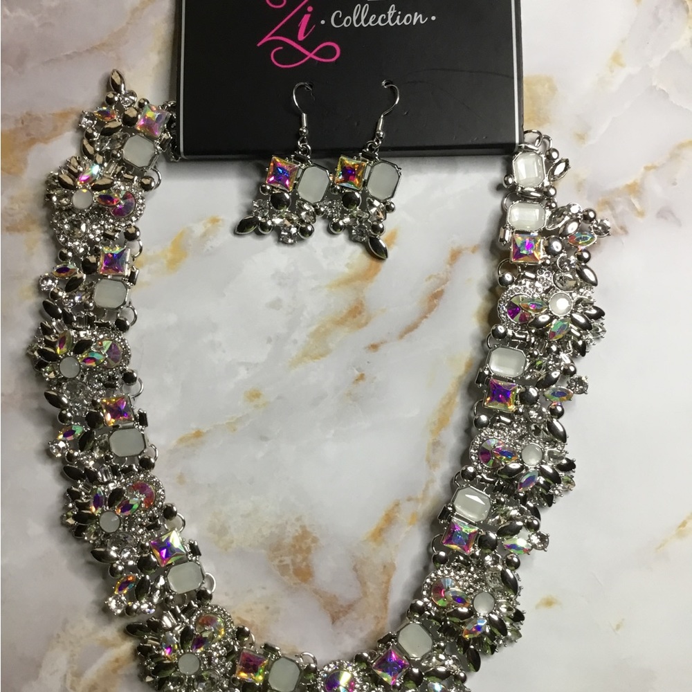 Chunky Necklace Set - Picture 2 of 4